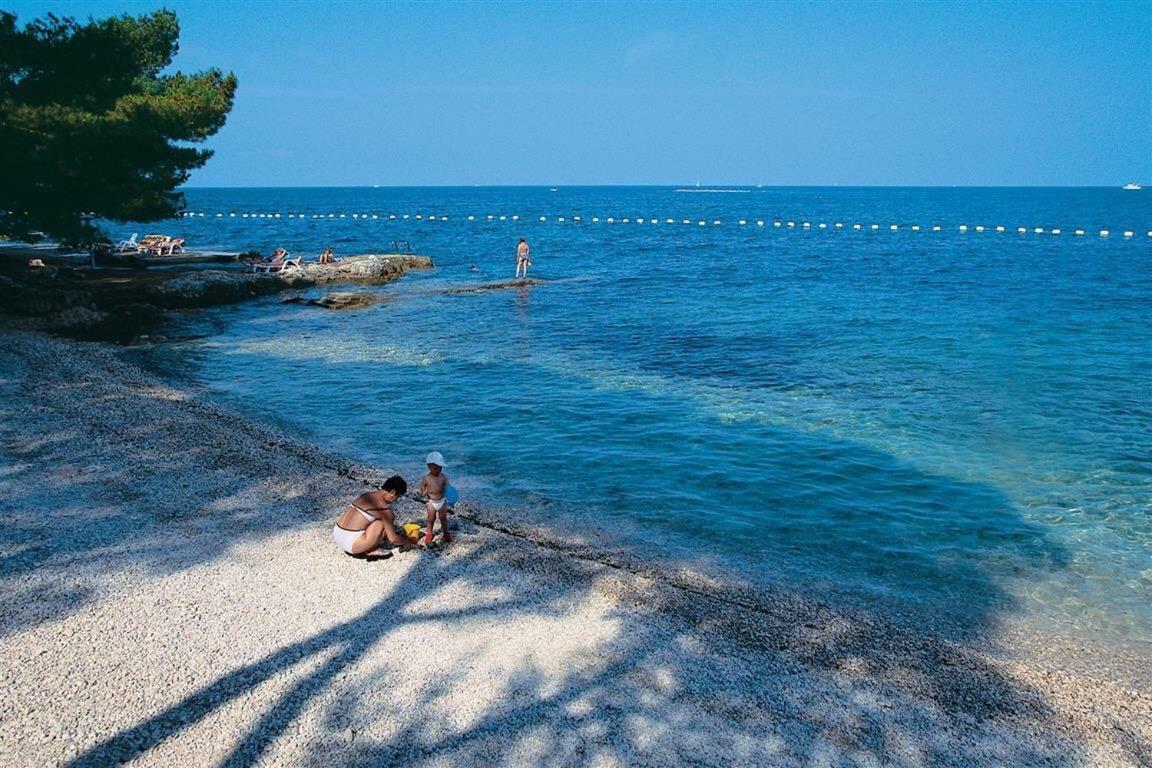 Apartments Flora Poreč Dış mekan fotoğraf